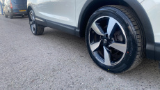 Nissan Qashqai 1.2 DiG-T N-Tec 5dr Xtronic Petrol Hatchback